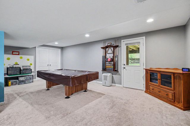 4874 Dartmouth Drive, Burlington, KY 41005