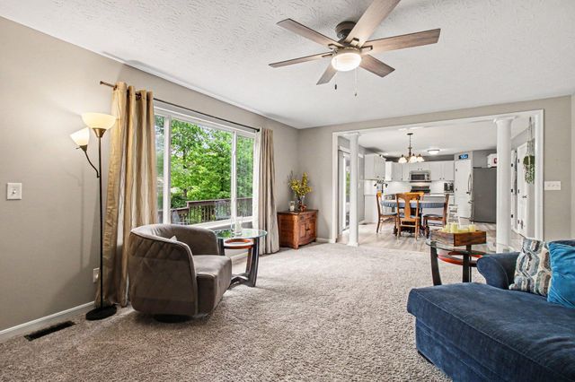 4874 Dartmouth Drive, Burlington, KY 41005