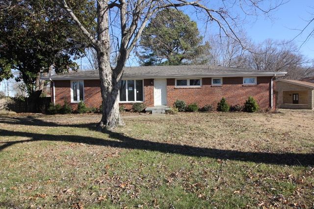 201 Brandywine Dr, Clarksville, TN 37042