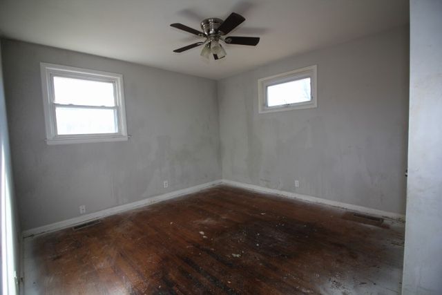 201 Brandywine Dr, Clarksville, TN 37042