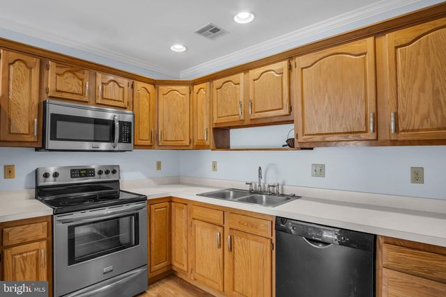 433 MILL RACE RD, Carlisle, PA 17013