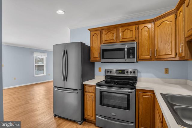 433 MILL RACE RD, Carlisle, PA 17013