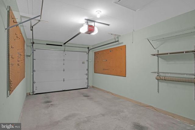 433 MILL RACE RD, Carlisle, PA 17013