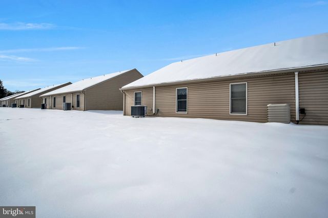 433 MILL RACE RD, Carlisle, PA 17013