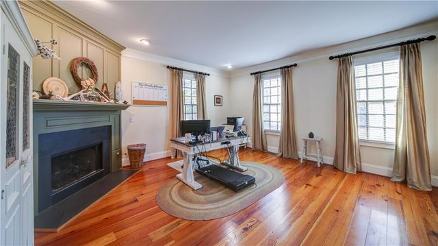 5580 Point West Drive, Oakwood, GA 30566