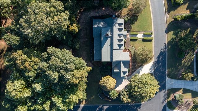 5580 Point West Drive, Oakwood, GA 30566