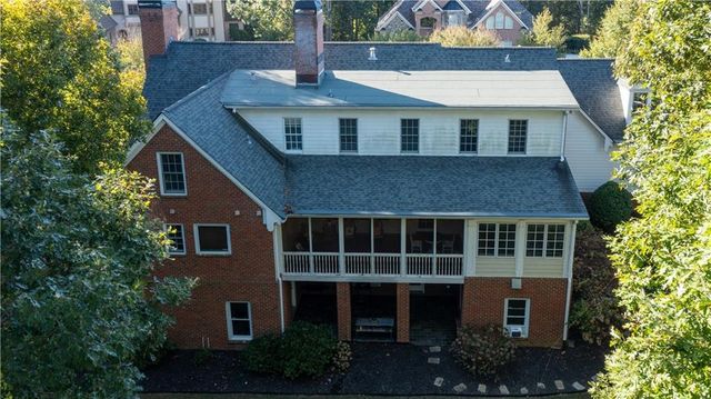 5580 Point West Drive, Oakwood, GA 30566