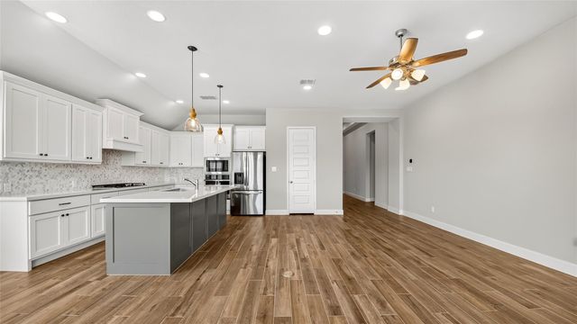 30330 Bermuda Hallow Bend, Brookshire, TX 77423