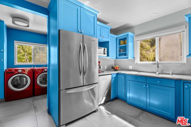 3612 Greenwood Avenue, Los Angeles, CA 90066