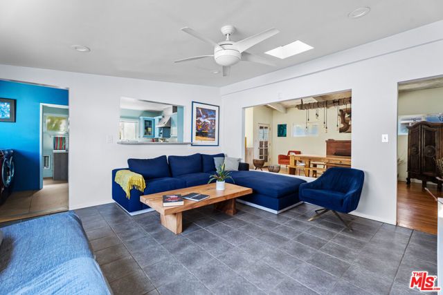 3612 Greenwood Avenue, Los Angeles, CA 90066