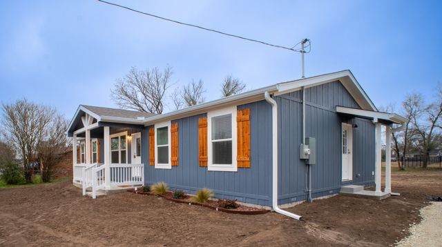 1206 Karen Lane, Groesbeck, TX 76642