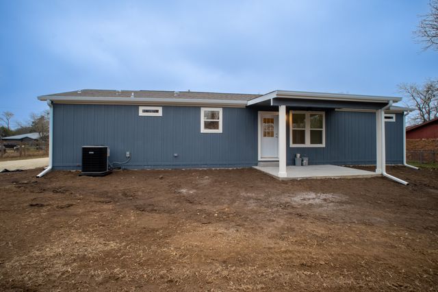 1206 Karen Lane, Groesbeck, TX 76642