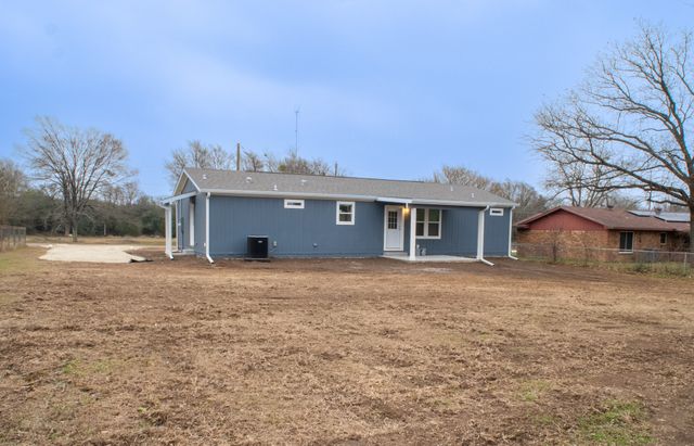 1206 Karen Lane, Groesbeck, TX 76642