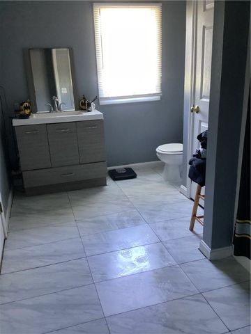 7 TAYLOR Road, Johnston, RI 02919