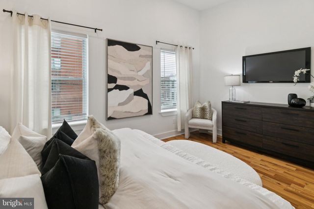 1537 REED ST, Philadelphia, PA 19146