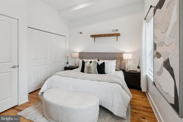 1537 REED ST, Philadelphia, PA 19146