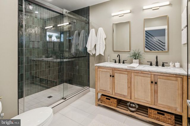 1537 REED ST, Philadelphia, PA 19146