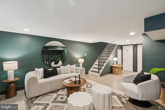 1537 REED ST, Philadelphia, PA 19146