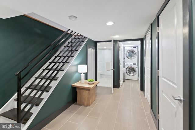 1537 REED ST, Philadelphia, PA 19146