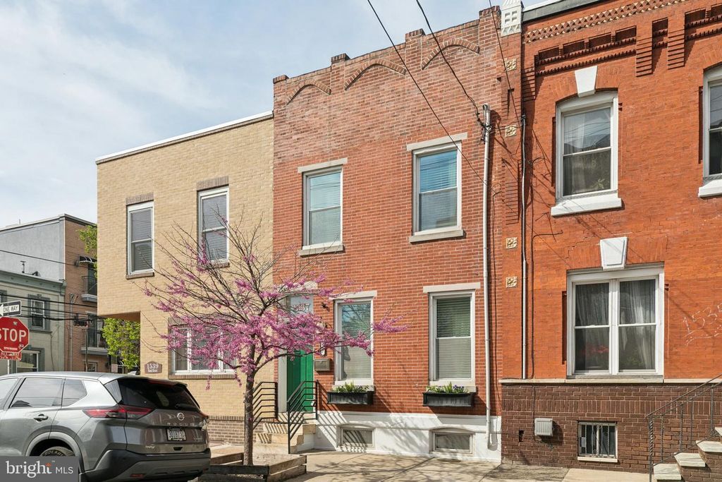 1537 REED ST, Philadelphia, PA 19146