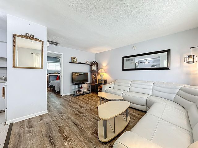 250 ROSERY ROAD NW 228, Largo, FL 33770