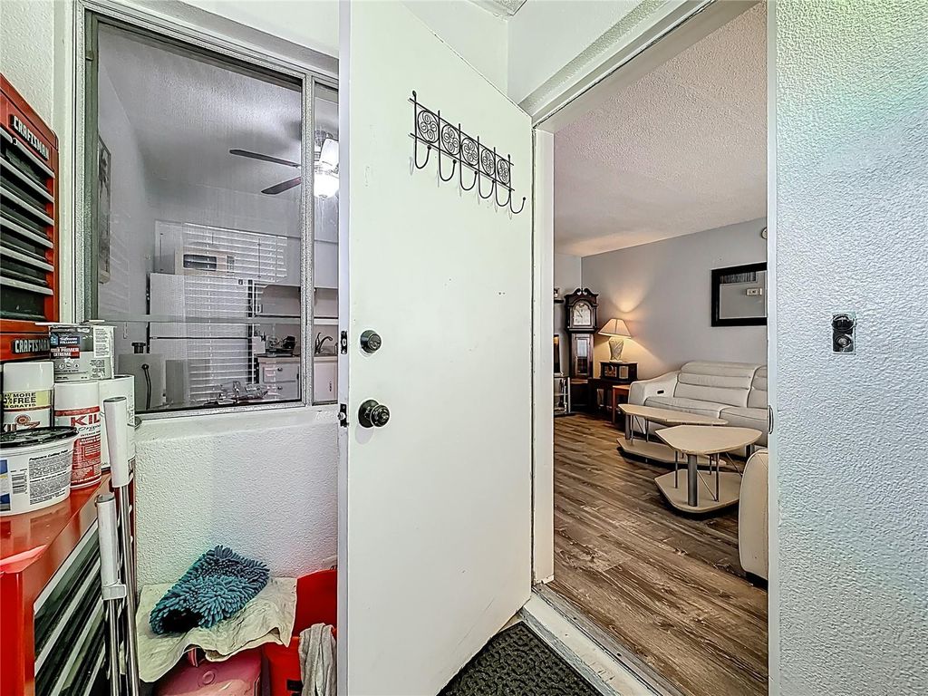 Image 22 of property listing at 250 ROSERY ROAD NW 228, Largo, FL 33770