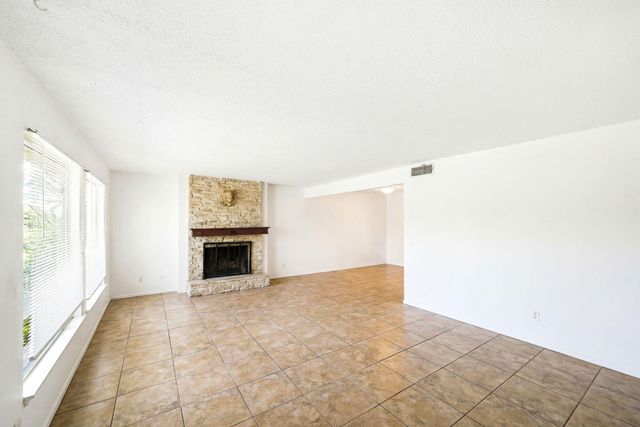 1909 Woodland Ave, Austin, TX 78741