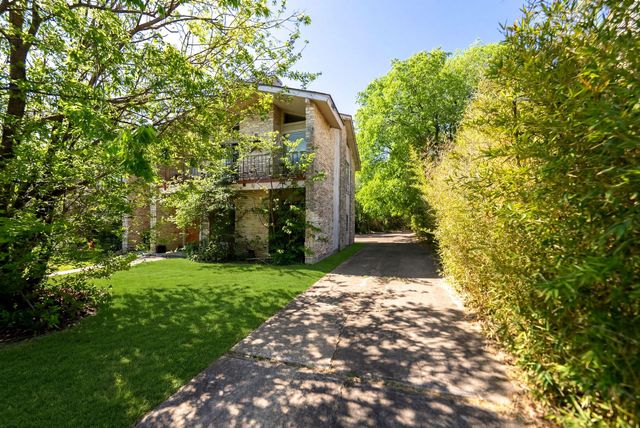 1909 Woodland Ave, Austin, TX 78741