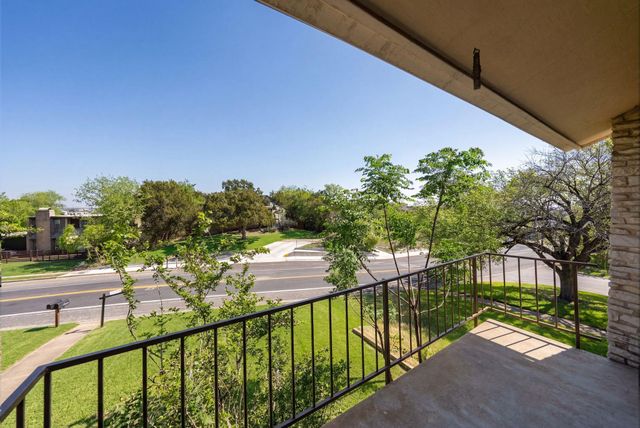 1909 Woodland Ave, Austin, TX 78741
