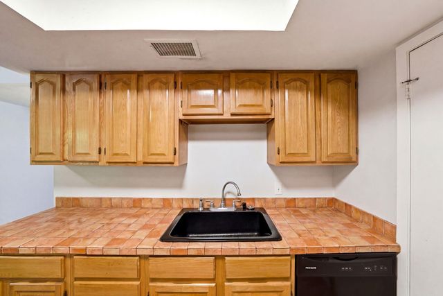 1909 Woodland Ave, Austin, TX 78741