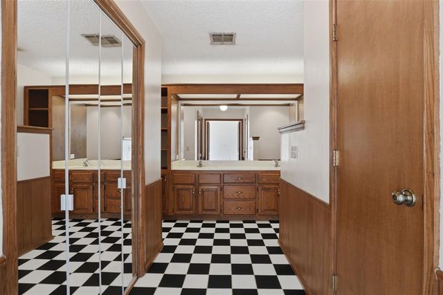 5000 Gina Circle, Oklahoma City, OK 73115
