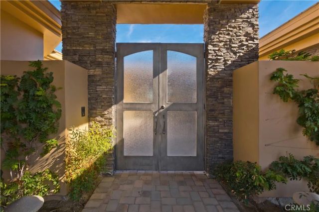 57780 Troon Way, La Quinta, CA 92253