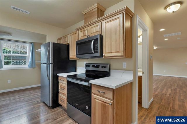 340 Wyatt Ct NE, Salem, OR 97301