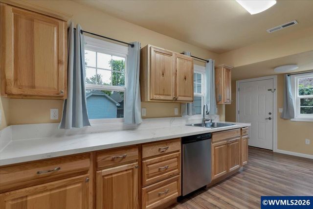 340 Wyatt Ct NE, Salem, OR 97301