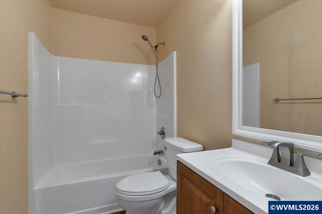 340 Wyatt Ct NE, Salem, OR 97301