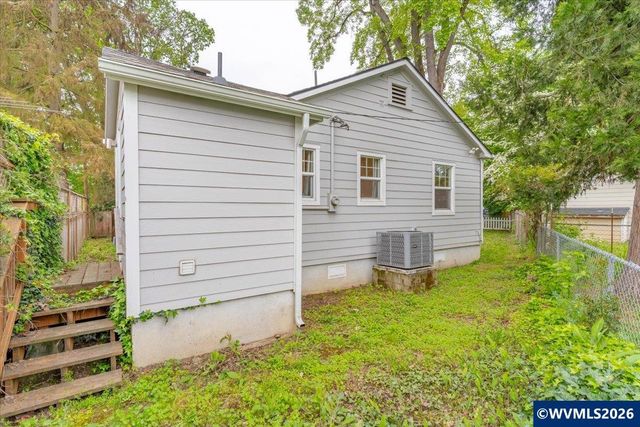 340 Wyatt Ct NE, Salem, OR 97301