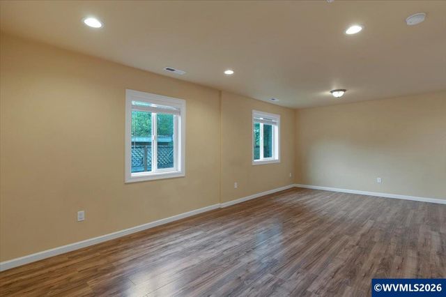 340 Wyatt Ct NE, Salem, OR 97301