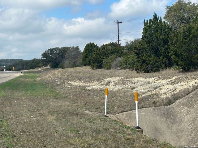 18810 Bandera, Helotes, TX 78023