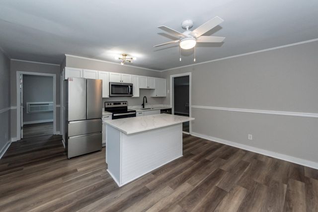 3860 Chestnut Street, North Charleston, SC 29405