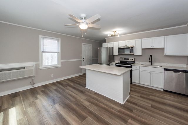 3860 Chestnut Street, North Charleston, SC 29405