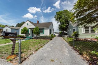 3860 Chestnut Street, North Charleston, SC 29405