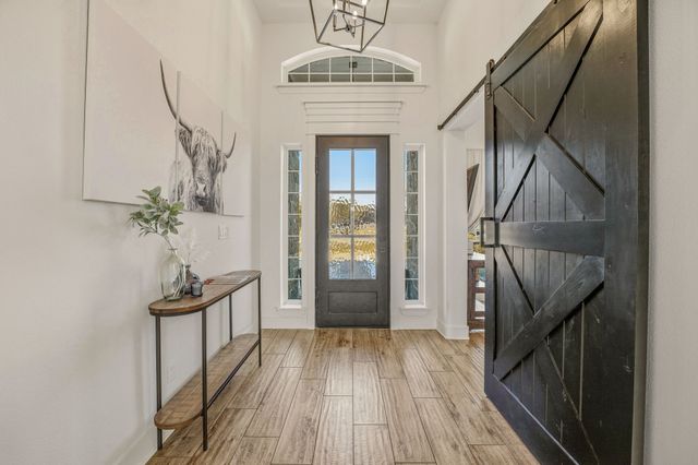 435 Creekside Court, Weatherford, TX 76087