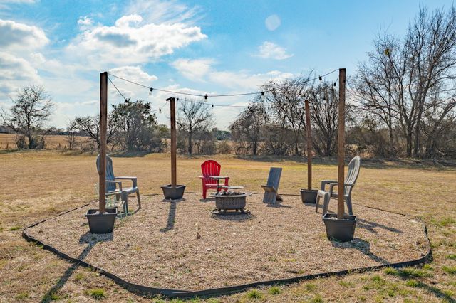 435 Creekside Court, Weatherford, TX 76087