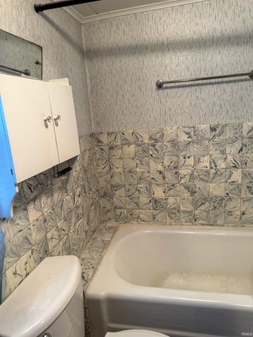 807 S Waugh Street, Kokomo, IN 46901