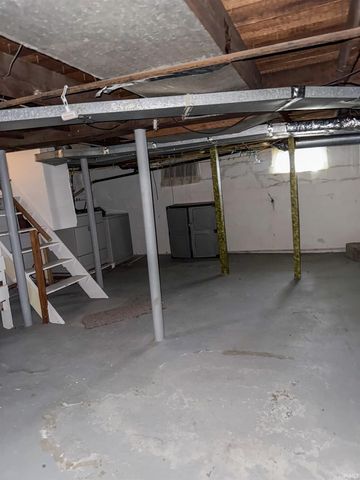 807 S Waugh Street, Kokomo, IN 46901