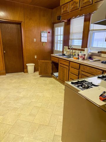 807 S Waugh Street, Kokomo, IN 46901