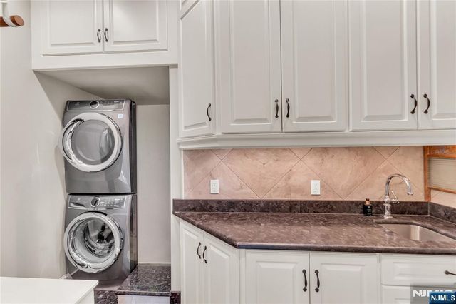 146 President Road, Twp Of Washington, NJ 07676