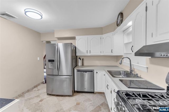 146 President Road, Twp Of Washington, NJ 07676