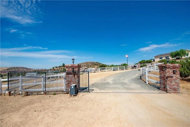 9726 Escondido Canyon, Agua Dulce, CA 91390