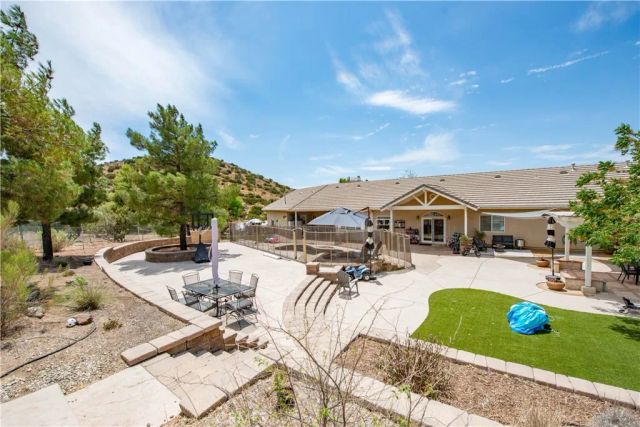 9726 Escondido Canyon, Agua Dulce, CA 91390